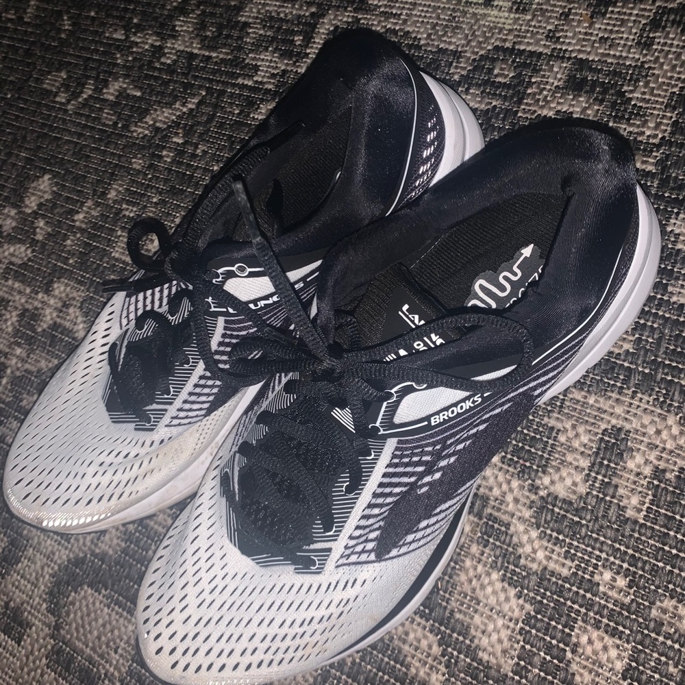 Men’s Brooks Running Shoes